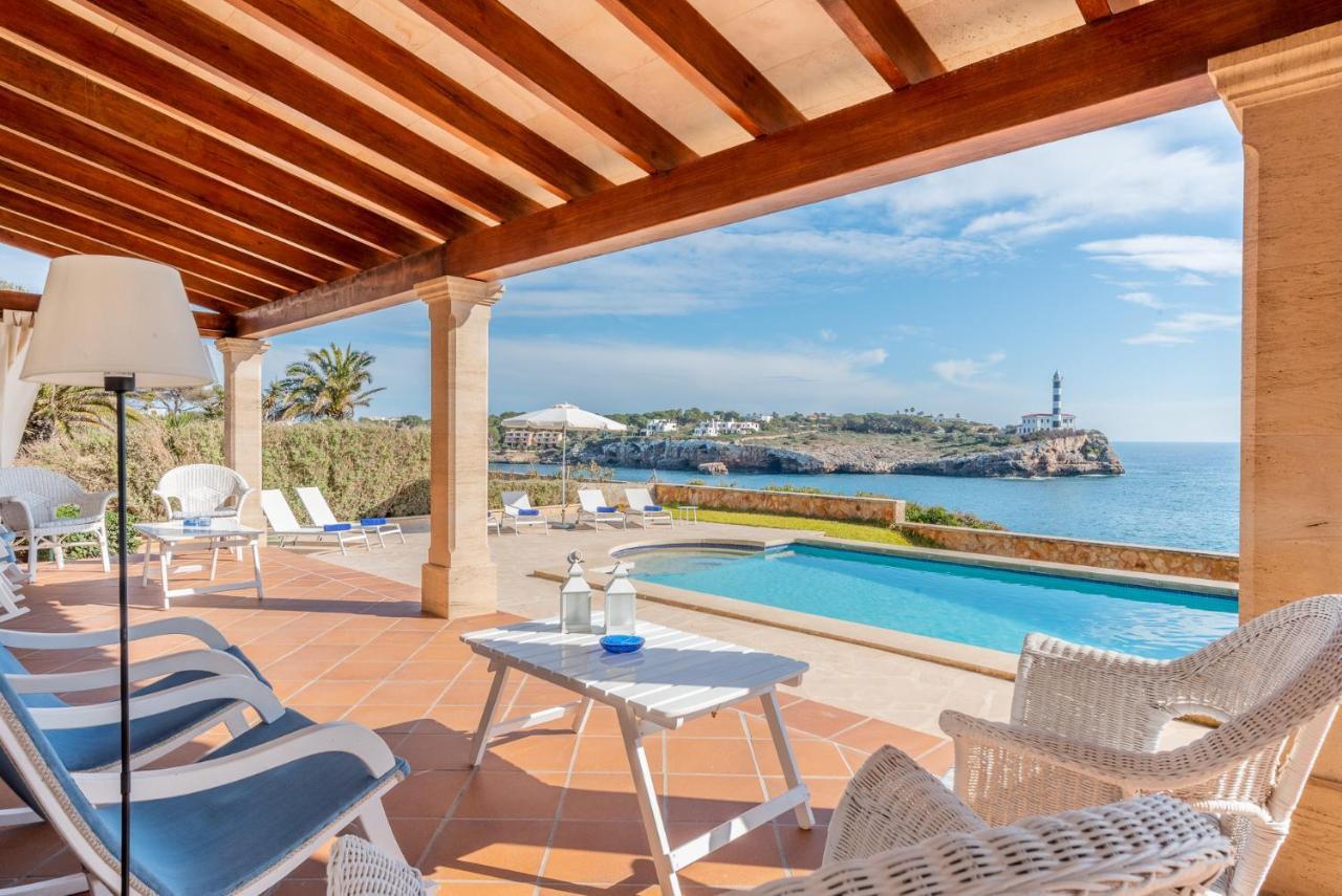 Front A Far * Portocolom (Mallorca)